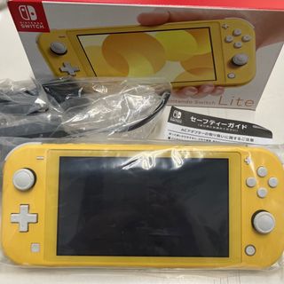 ニンテンドースイッチ(Nintendo Switch)の美品☆Nintendo Switch Lite スイッチライト イエロー ☆(携帯用ゲーム機本体)