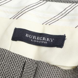 BURBERRY - BURBERRY バーバリー パンツ サイズ:ウエスト82 総柄