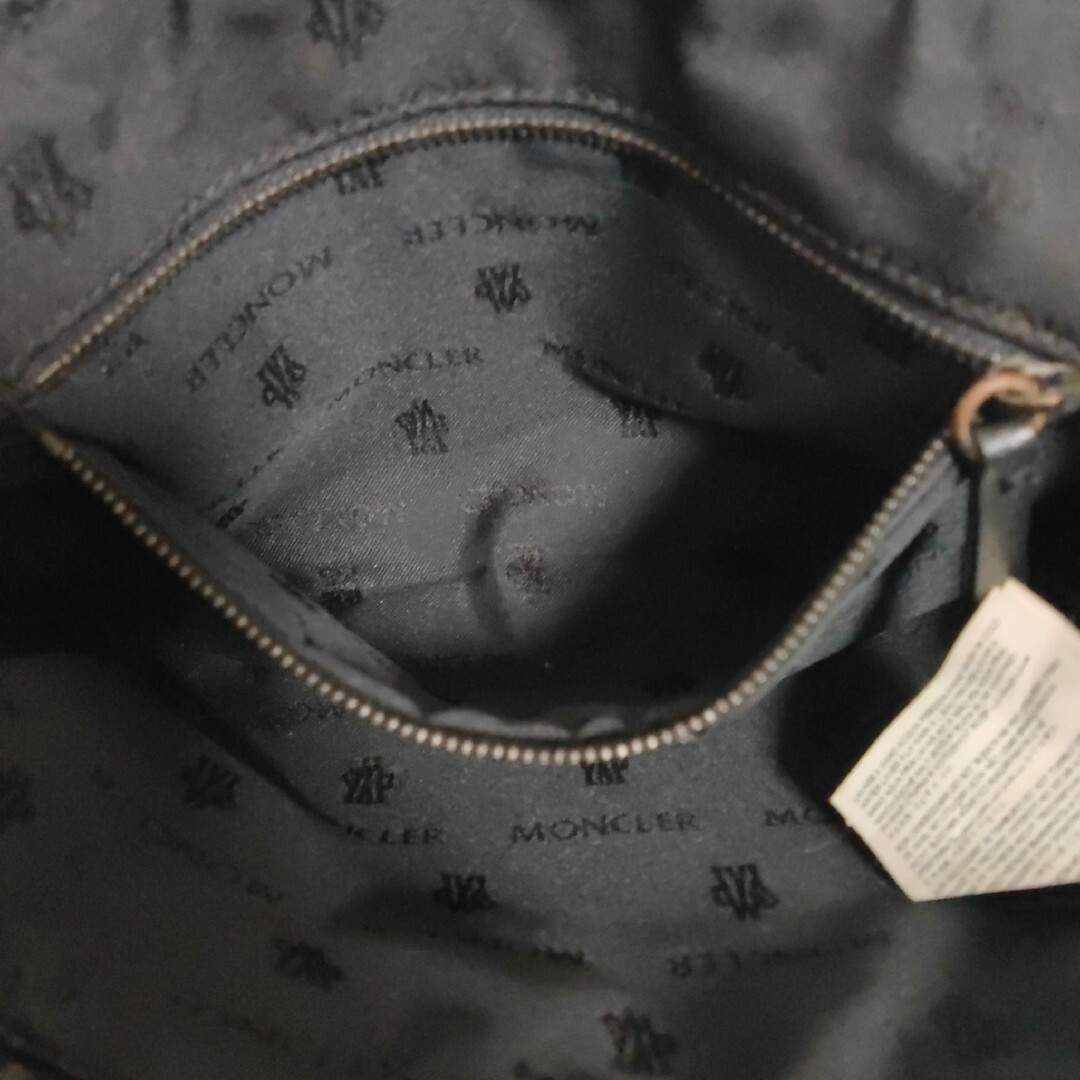 MONCLER(モンクレール)のMONCLER ポーチ カモフラ柄 ブラック×ブラック レディースのファッション小物(ポーチ)の商品写真