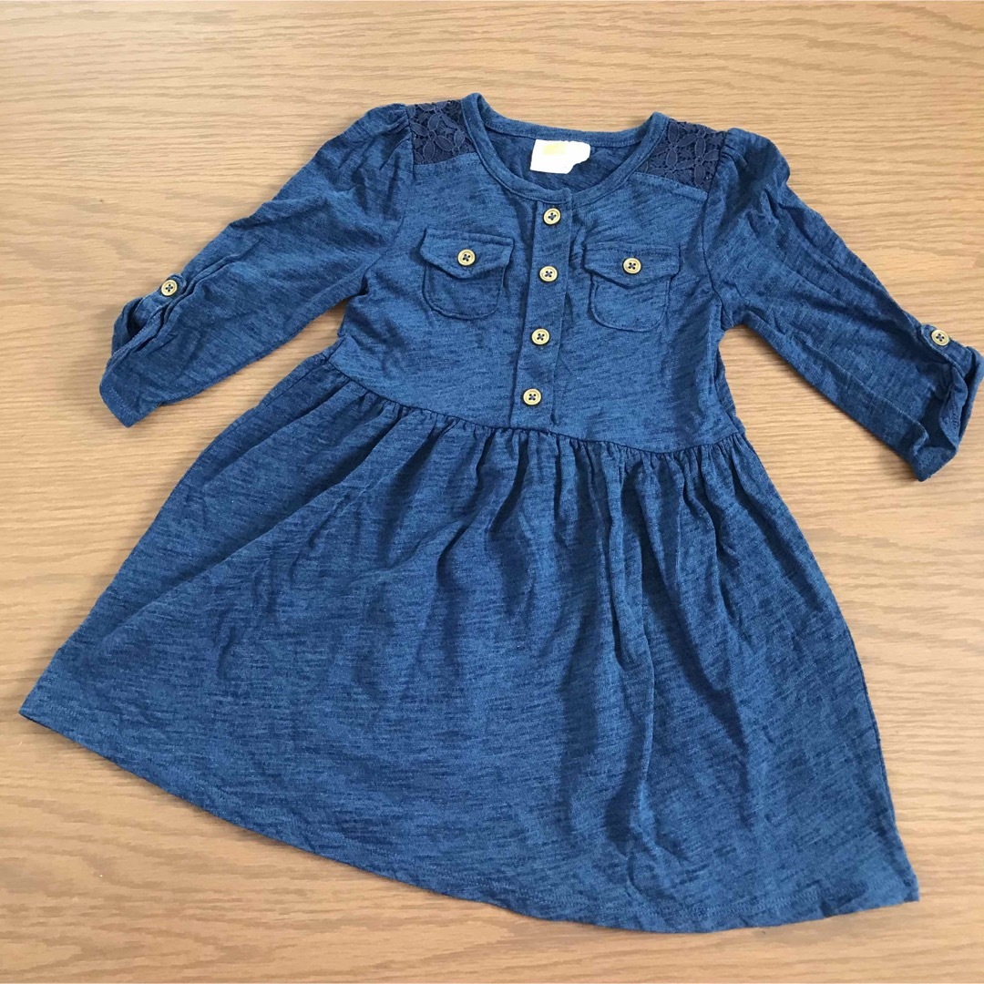 GYMBOREE(ジンボリー)の未着用 デニムワンピース　2T 90 95 花柄レース キッズ/ベビー/マタニティのキッズ服女の子用(90cm~)(ワンピース)の商品写真