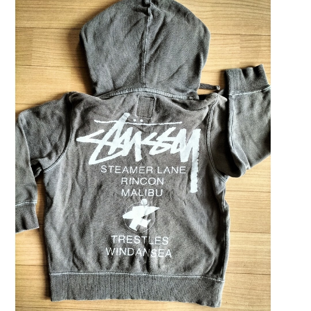 STUSSY(ステューシー)のSTUSSY　パーカー キッズ/ベビー/マタニティのキッズ服男の子用(90cm~)(Tシャツ/カットソー)の商品写真