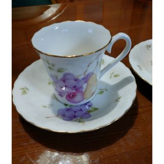 NIKKO Company カップ&ソーサー ホワイト ブルー系 白 青系 FINE BONE CHINA ファインボーンチャイナ レディース お祝い プレゼント 贈り物 コップ 食器 ぶどう 葉っぱ コーヒー 紅茶 松前R56号店