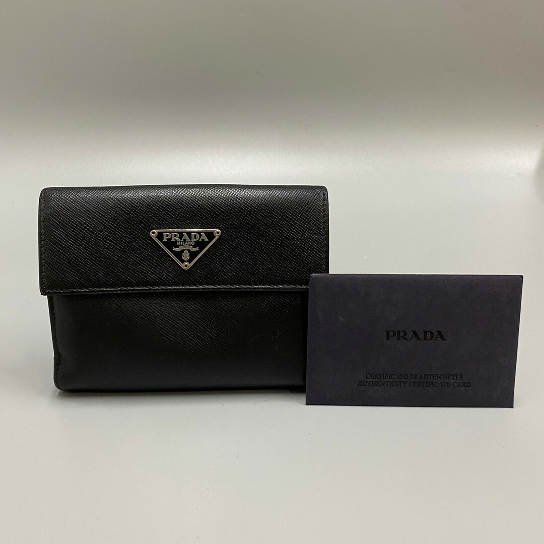 【美品】PRADA 二つ折り財布 サフィアーノレザー 三角ロゴ ブラック