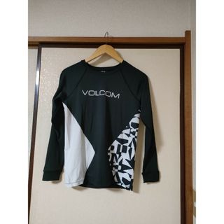 ボルコム(volcom)の新品 ボルコム ラッシュガード レディース Sサイズ 日本Mサイズ相当(水着)