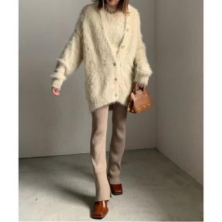 アメリヴィンテージ(Ameri VINTAGE)の【未使用】FEATHER OVER CARDIGAN WITH VEST(カーディガン)