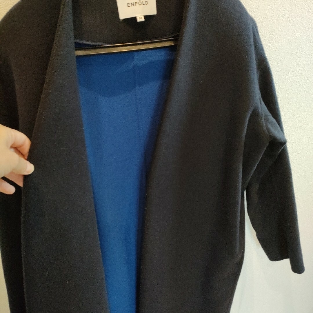 ENFOLD(エンフォルド)のエンフォルドウールリバーノーカラーコート（濃紺） レディースのジャケット/アウター(ロングコート)の商品写真