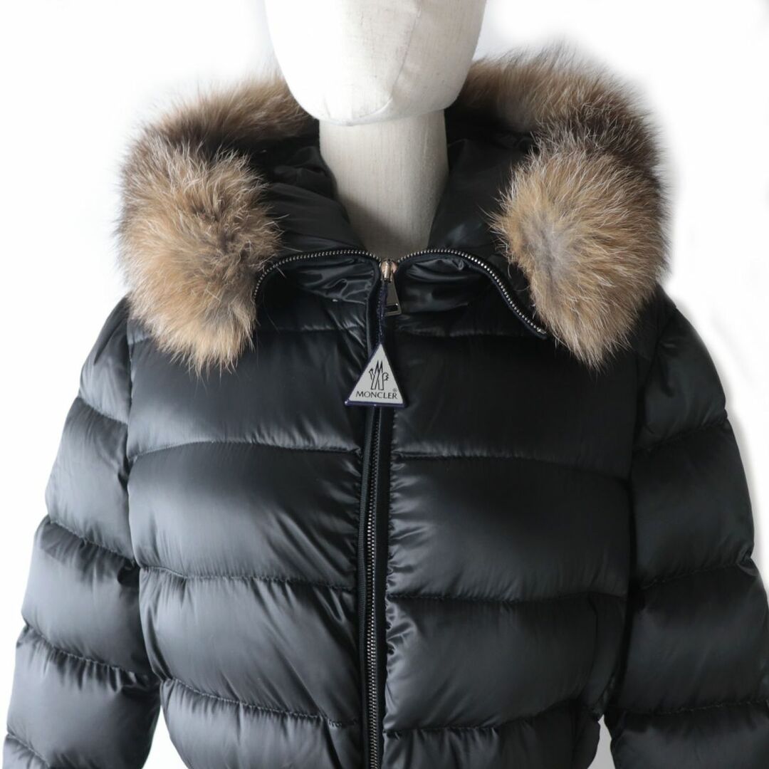 美品☆正規品 MONCLER モンクレール 2019年 TINUV ティヌヴ ベルト・ブルーフォックスファー・フード付き ロングダウンコート ブラック 4 3