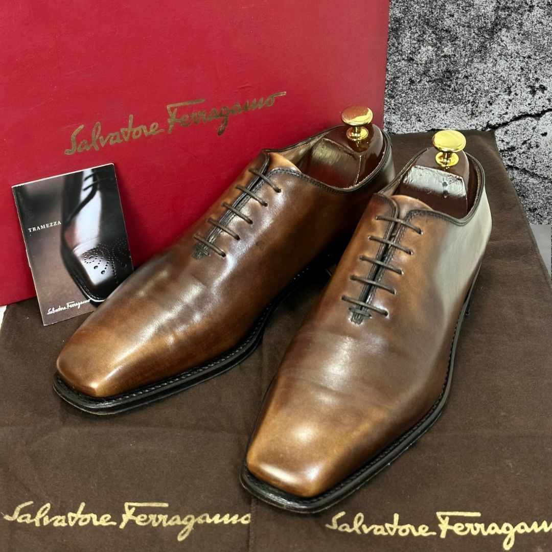 美品 Salvatore Ferragamo フェラガモ ドレスシューズ