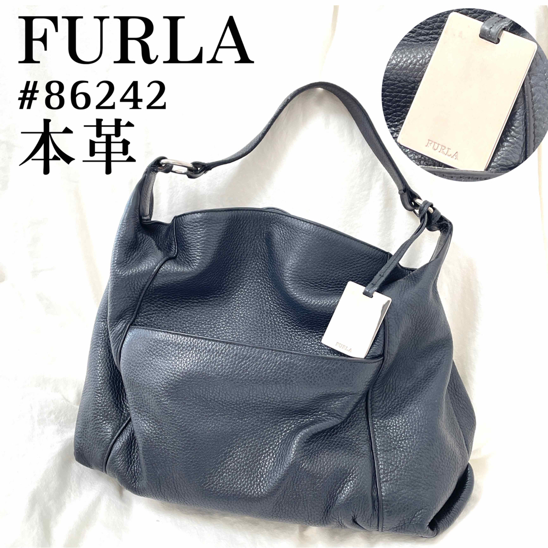 FURLA本レザーショルダーバッグ　ブラック