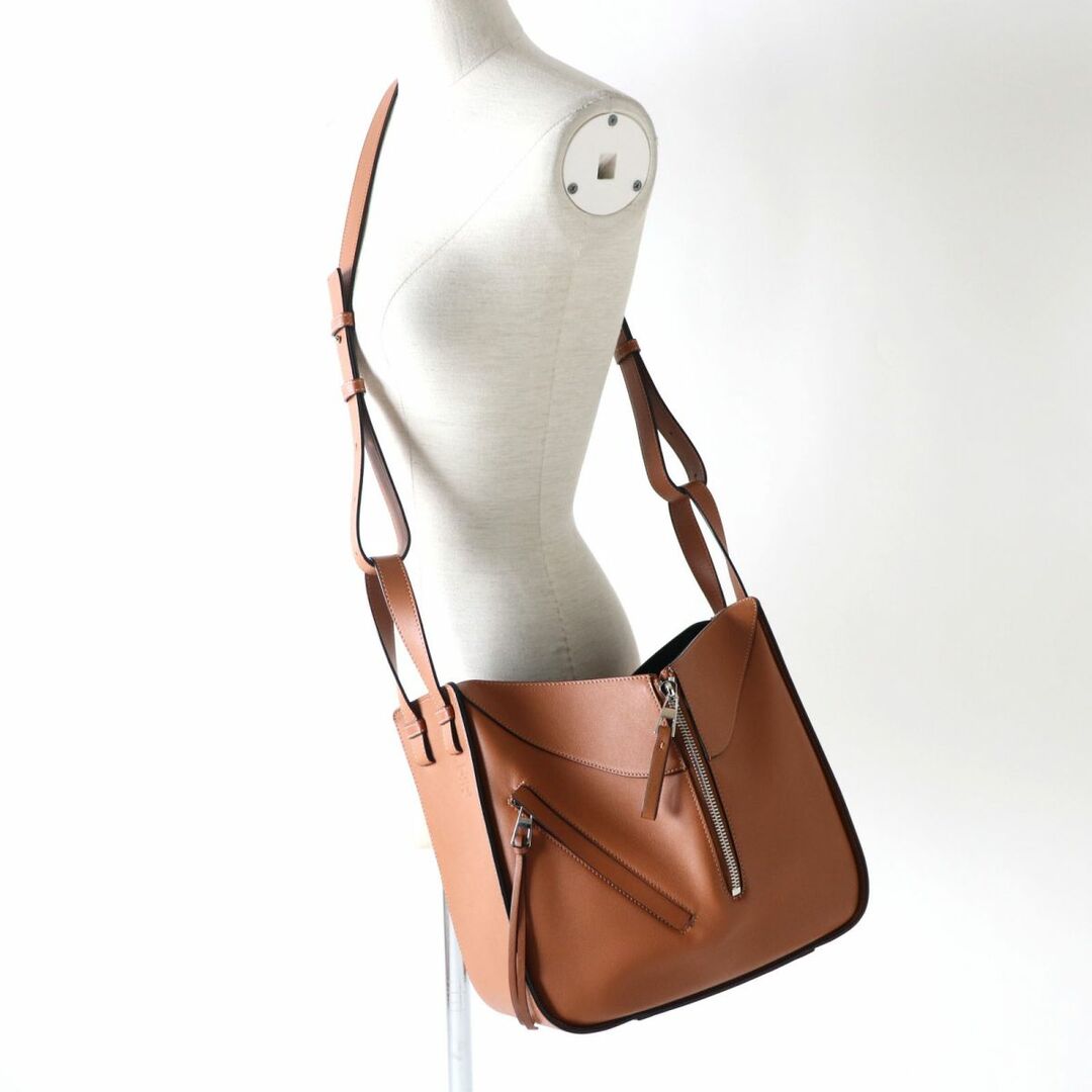 極美品◎スペイン製 LOEWE ロエベ レディース ハンモック スモール 2WAY レザー ハンド／ショルダーバッグ TAN(タン) 387.30.S35 保管袋付