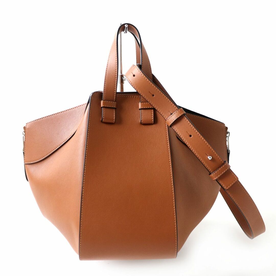 極美品◎スペイン製 LOEWE ロエベ レディース ハンモック スモール 2WAY レザー ハンド／ショルダーバッグ TAN(タン) 387.30.S35 保管袋付