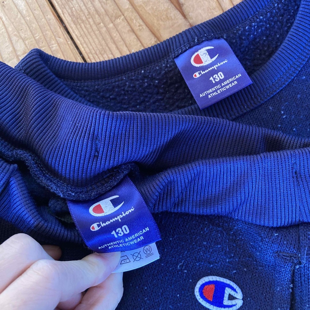 Champion(チャンピオン)の130  champion  裏起毛　上下セット キッズ/ベビー/マタニティのキッズ服男の子用(90cm~)(その他)の商品写真