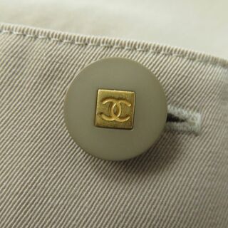 極美品☆正規品 CHANEL シャネル ヴィンテージ 96A P08800 ココマークボタン付 膝丈 ウール タイトスカート ベージュ 38 フランス製