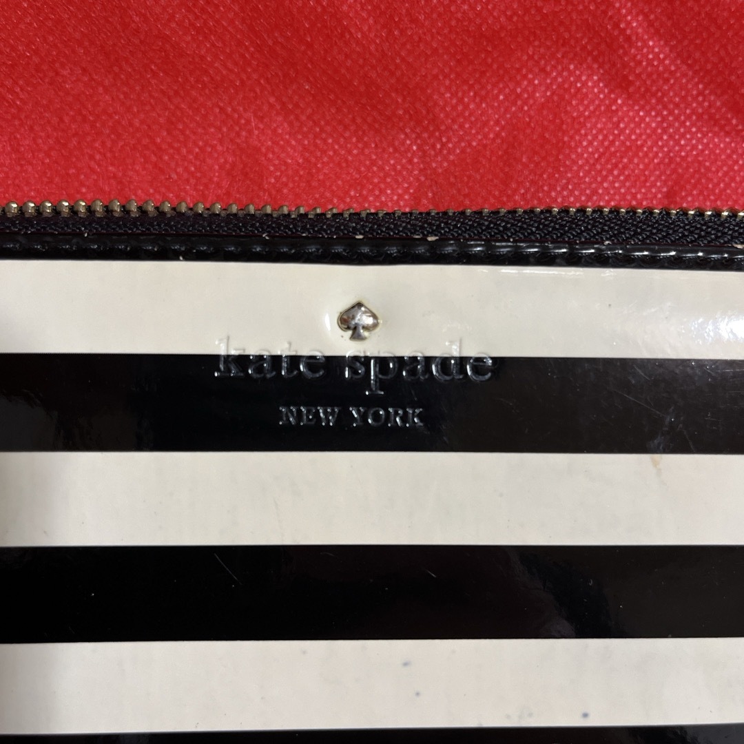 kate spade new york(ケイトスペードニューヨーク)のkate spade ボーダー　長財布　ウォレット(中古) 箱付き レディースのファッション小物(財布)の商品写真