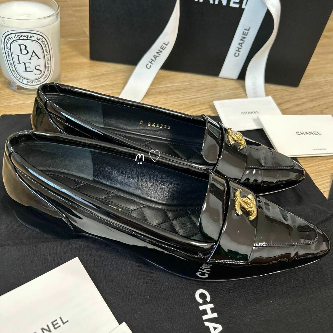今季新作 CHANEL シャネル ココマークモカシン ローファー 38 24cm