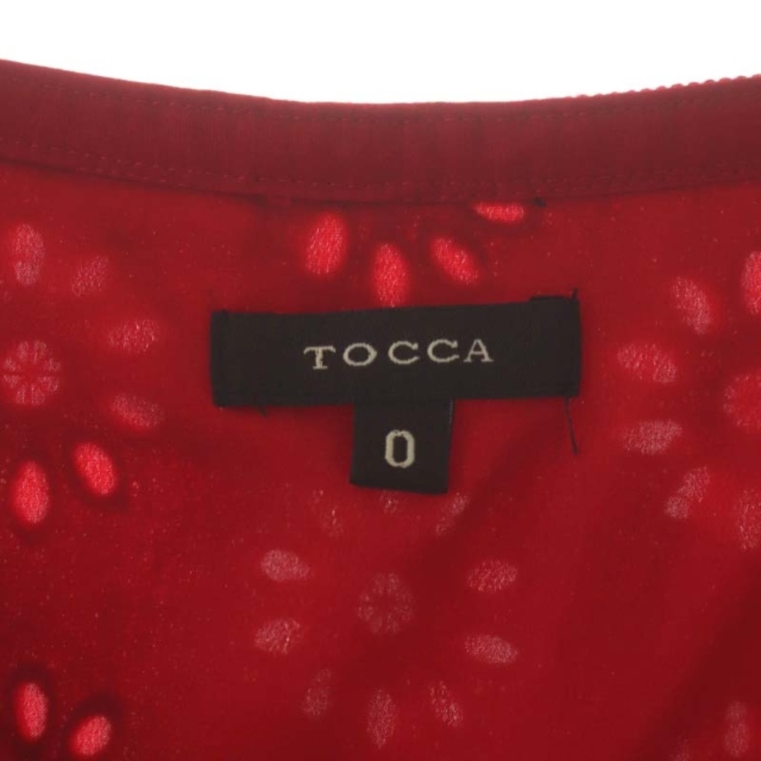 TOCCA(トッカ)のトッカ TOCCA 刺繍 花モチーフ フレアスカート 膝丈 0 赤 レッド レディースのスカート(ひざ丈スカート)の商品写真