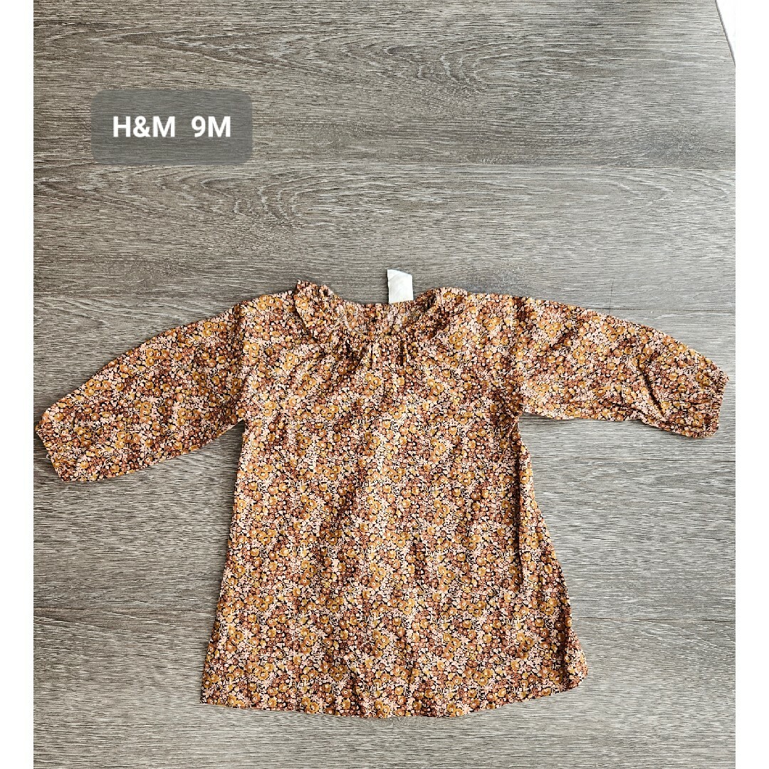 H&M(エイチアンドエム)のH&M 花柄　ブラウス　9M キッズ/ベビー/マタニティのベビー服(~85cm)(シャツ/カットソー)の商品写真