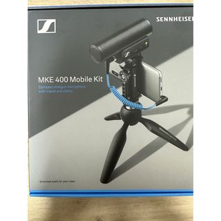 電源単4電池2本SENNHEISER　MKE400II　マンフロットのミニ三脚　スマホクランプ