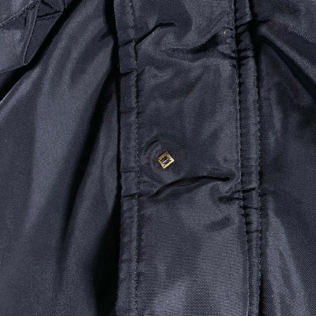 DKNY(ダナキャランニューヨーク)の古着 DKNY ミリタリー 中綿 ナイロン ジャケット コート ブラック y2k メンズのジャケット/アウター(ミリタリージャケット)の商品写真