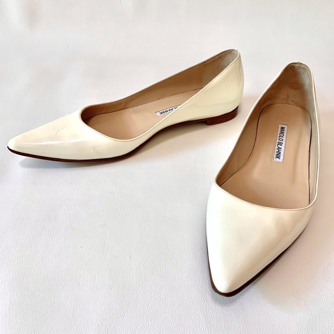 《美品》MANOLO BLAHNIK エナメル フラットシューズ 36 23cm