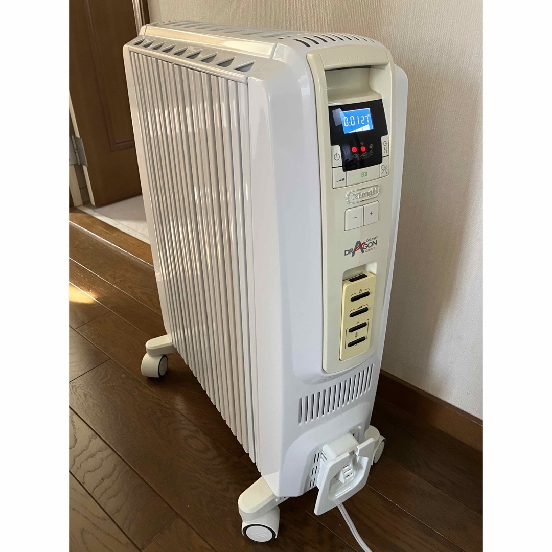 DeLonghi - DeLonghi TDD0915W オイルヒーターの通販 by e-BANat's