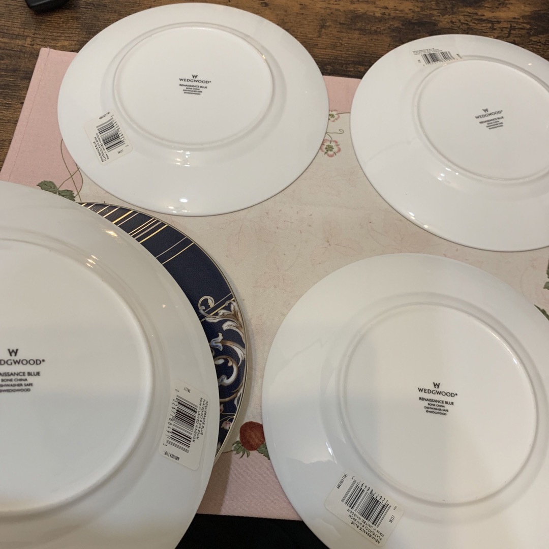 WEDGWOOD - 新品 未使用 ウェッジウッド ルネッサンスブルー 20.5cm