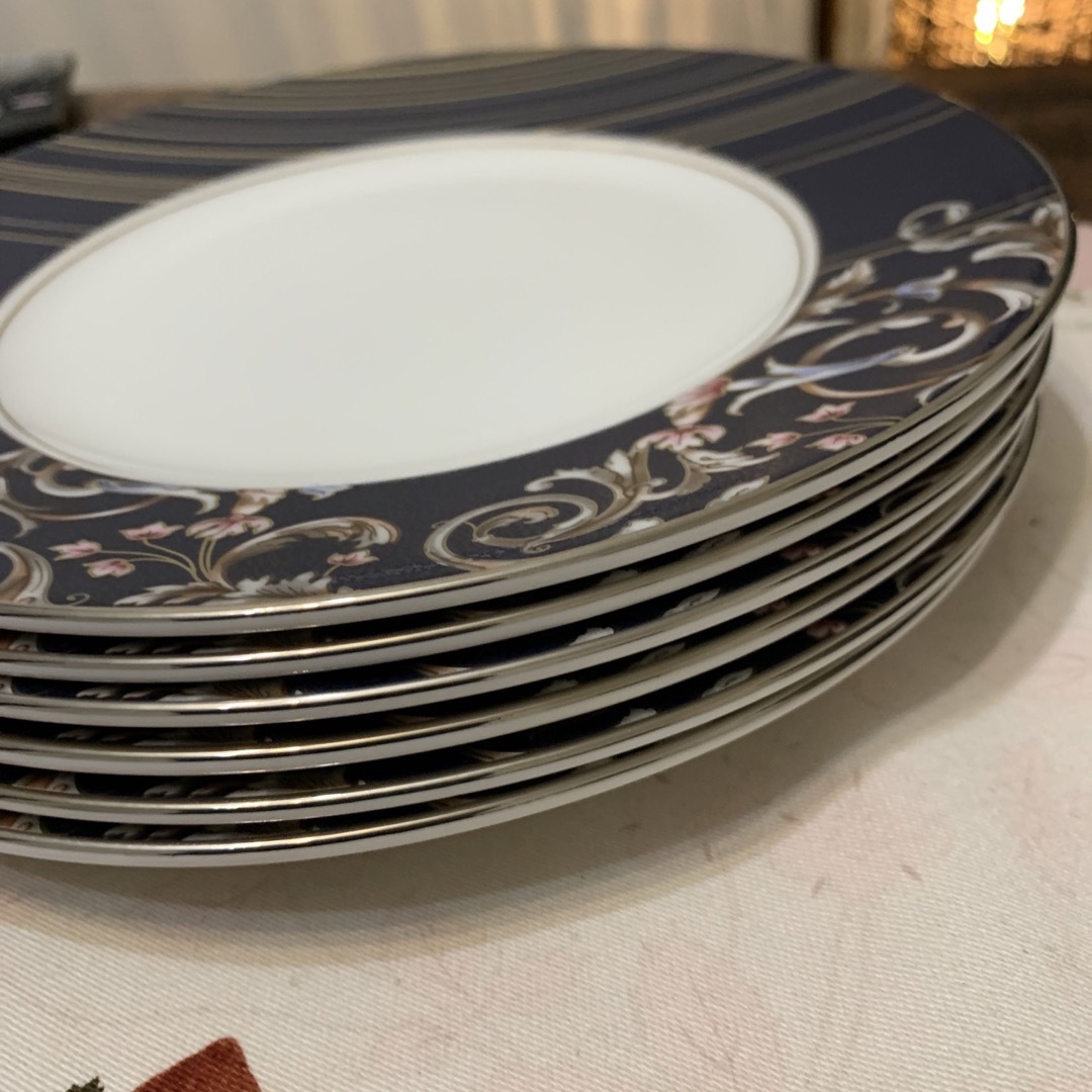 WEDGWOOD - 新品 未使用 ウェッジウッド ルネッサンスブルー 20.5cm