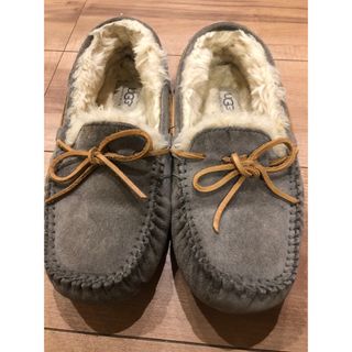 アグ(UGG)のUGG アグ　ダコタ　グレー　モカシン　24(スリッポン/モカシン)