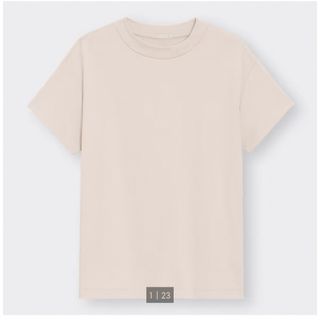 ジーユー(GU)のGU スムースT トップス ベージュ 半袖(Tシャツ(半袖/袖なし))