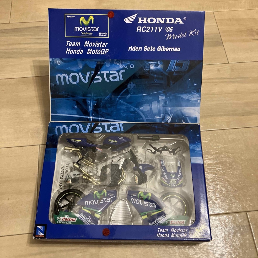 NewRay ニューレイ HONDA RC211V 05