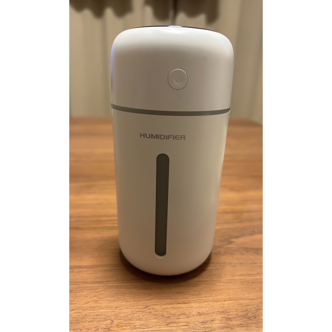 Vanazo HUMIDIFIER 卓上加湿器 スマホ/家電/カメラの生活家電(加湿器/除湿機)の商品写真