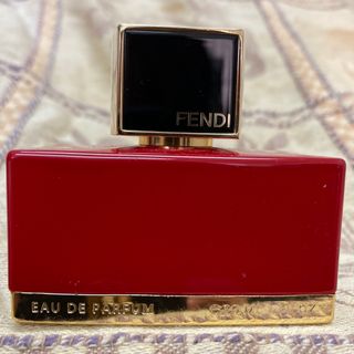 フェンディ(FENDI)のアクアロッサ　オードパルファム　30ml(香水(女性用))