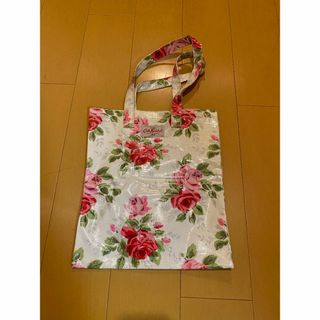 キャスキッドソン(Cath Kidston)のCath Kidson_キャスキッドソン_トートバッグ_花柄_ホワイト(トートバッグ)