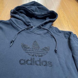 アディダス(adidas)のアディダス adidas TREF RHINEST HD (ブラック）(パーカー)