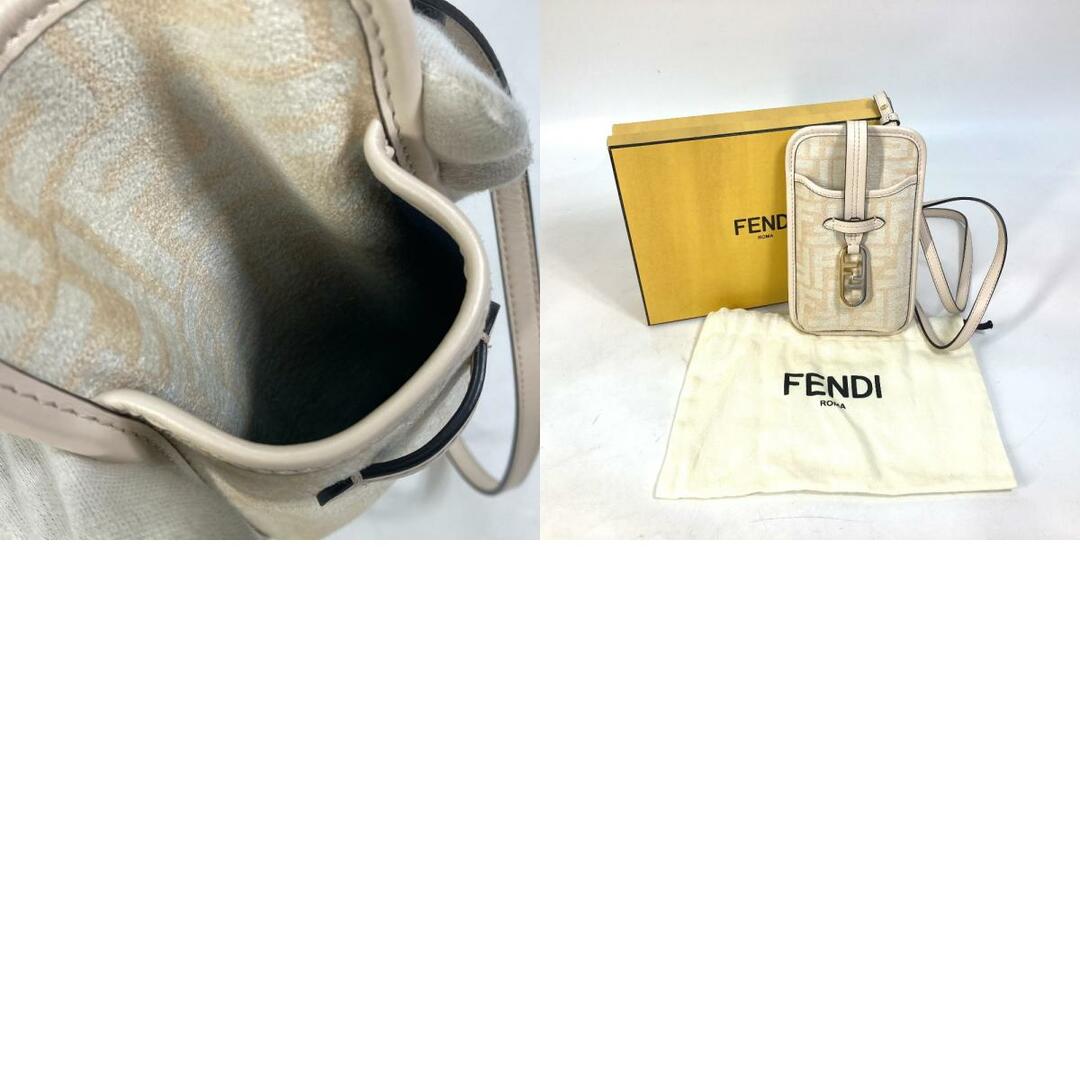 FENDI - フェンディ FENDI ズッカ ロゴ フォンポーチ スマホポーチ