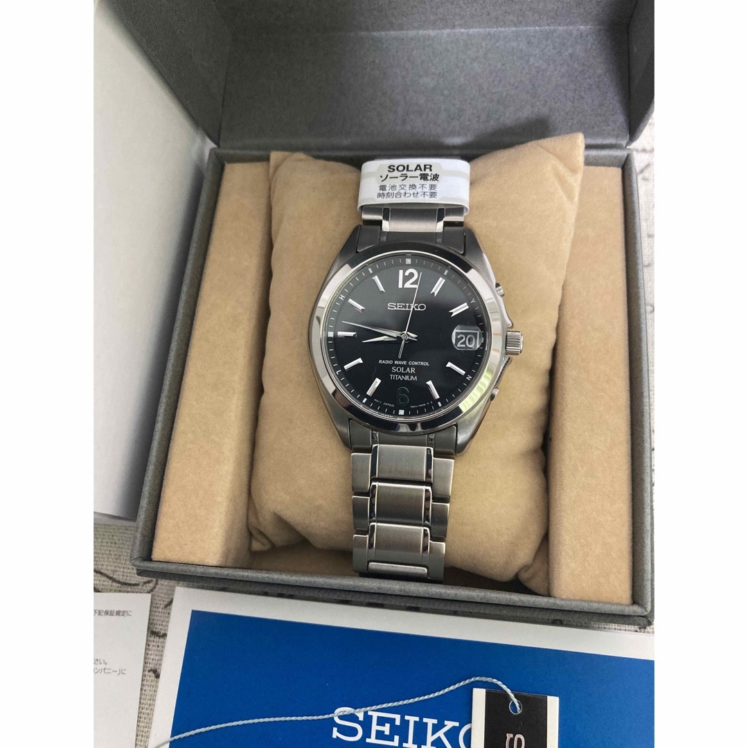 超美品！ SEIKO セイコー メンズ チタン  ソーラー電波 SBTM229 2