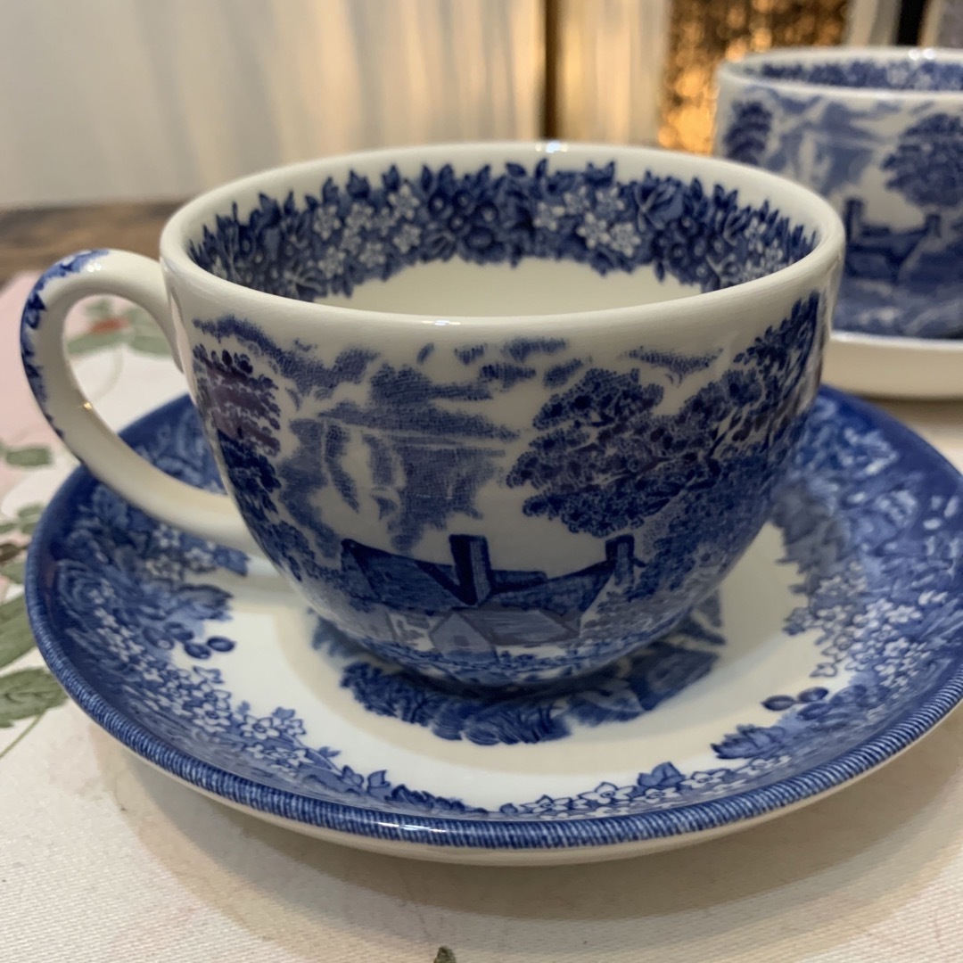 WEDGWOOD(ウェッジウッド)の未使用　ウェッジウッド  ロマンティック　イングランド　カップ＆ソーサー　3客 インテリア/住まい/日用品のキッチン/食器(食器)の商品写真