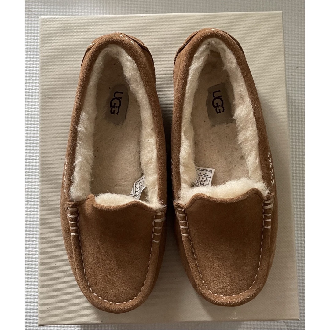 UGG(アグ)のUGG ANSLEY レディースの靴/シューズ(スリッポン/モカシン)の商品写真