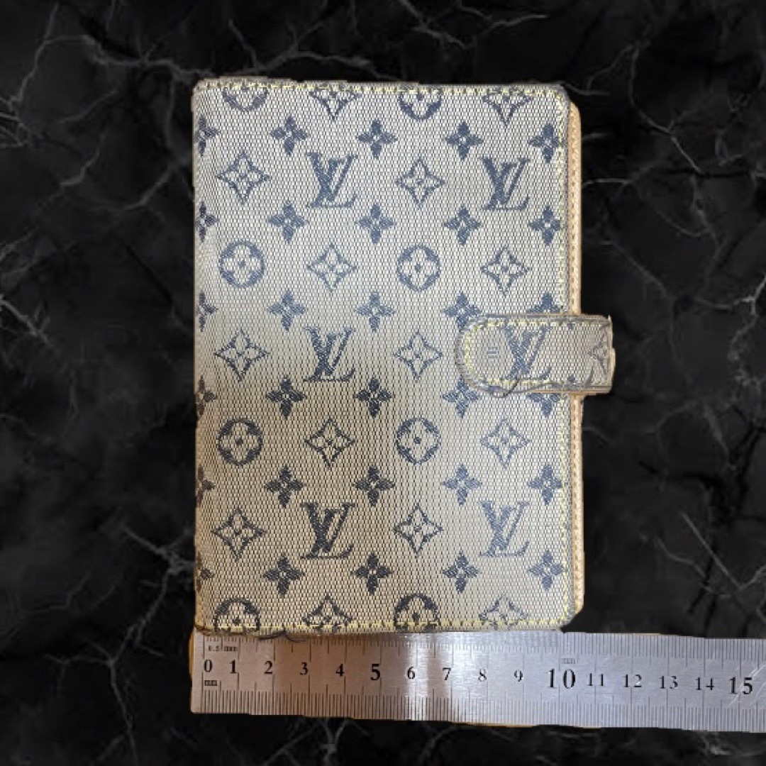 Louis Vuitton Agenda Ruler : r/Louisvuitton