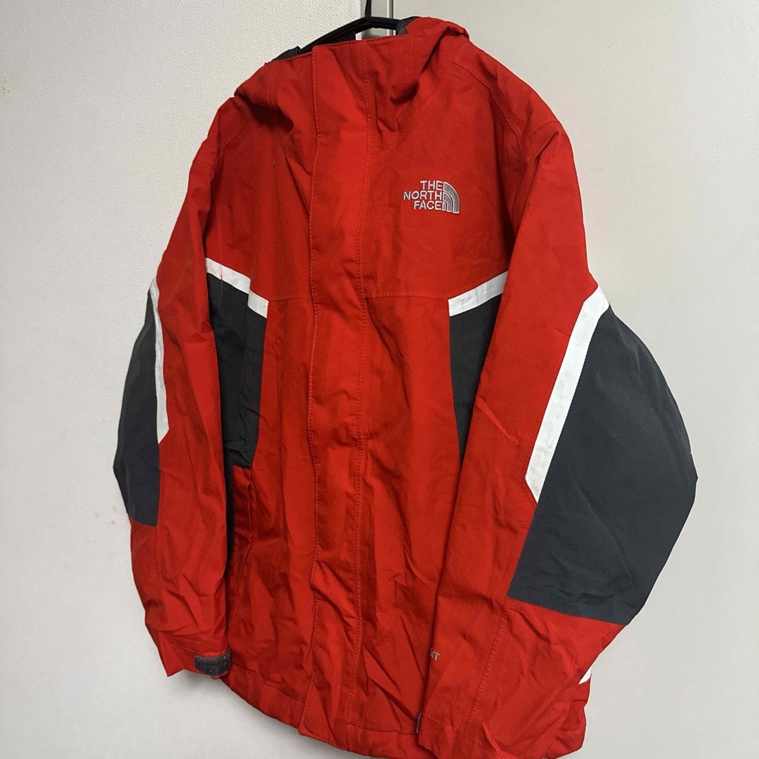 THE NORTH FACE(ザノースフェイス)のノースフェイス　ナイロンジャケット　150サイズ キッズ/ベビー/マタニティのキッズ服男の子用(90cm~)(ジャケット/上着)の商品写真