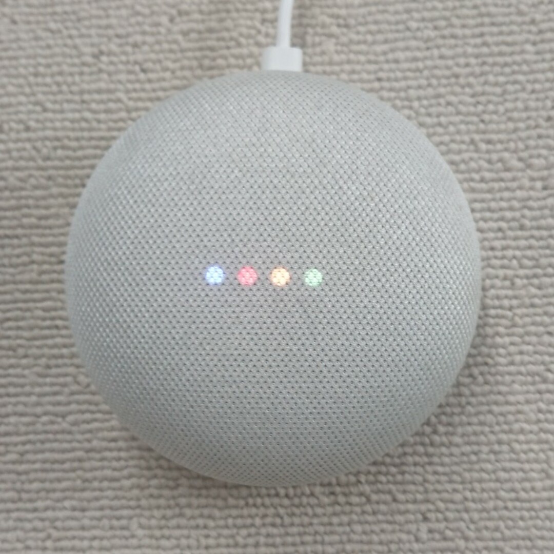 Google(グーグル)のスマートスピーカー Google Home Mini H0A グレー スマホ/家電/カメラの生活家電(その他)の商品写真