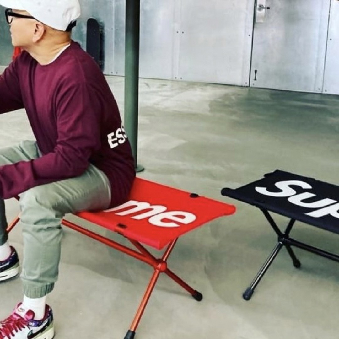 Supreme / Helinox Bench One "Red"