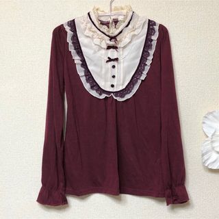 アクシーズファム(axes femme)のaxes femmeフリルレースリボンモチーフハイネックカットソーM赤ワイン美品(カットソー(長袖/七分))