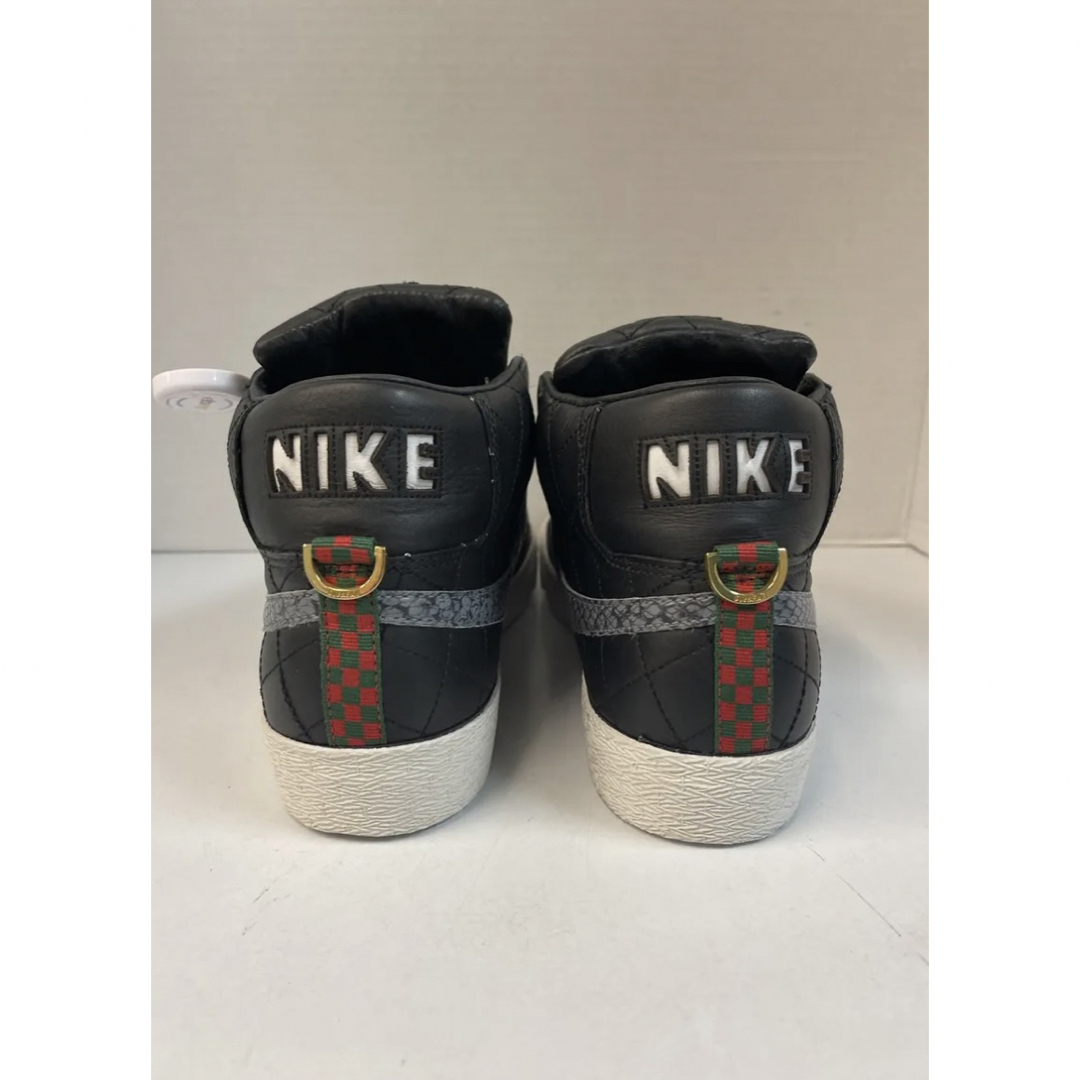 NIKE(ナイキ)のNike SB Supreme x Blazer SB black 2006 メンズの靴/シューズ(スニーカー)の商品写真