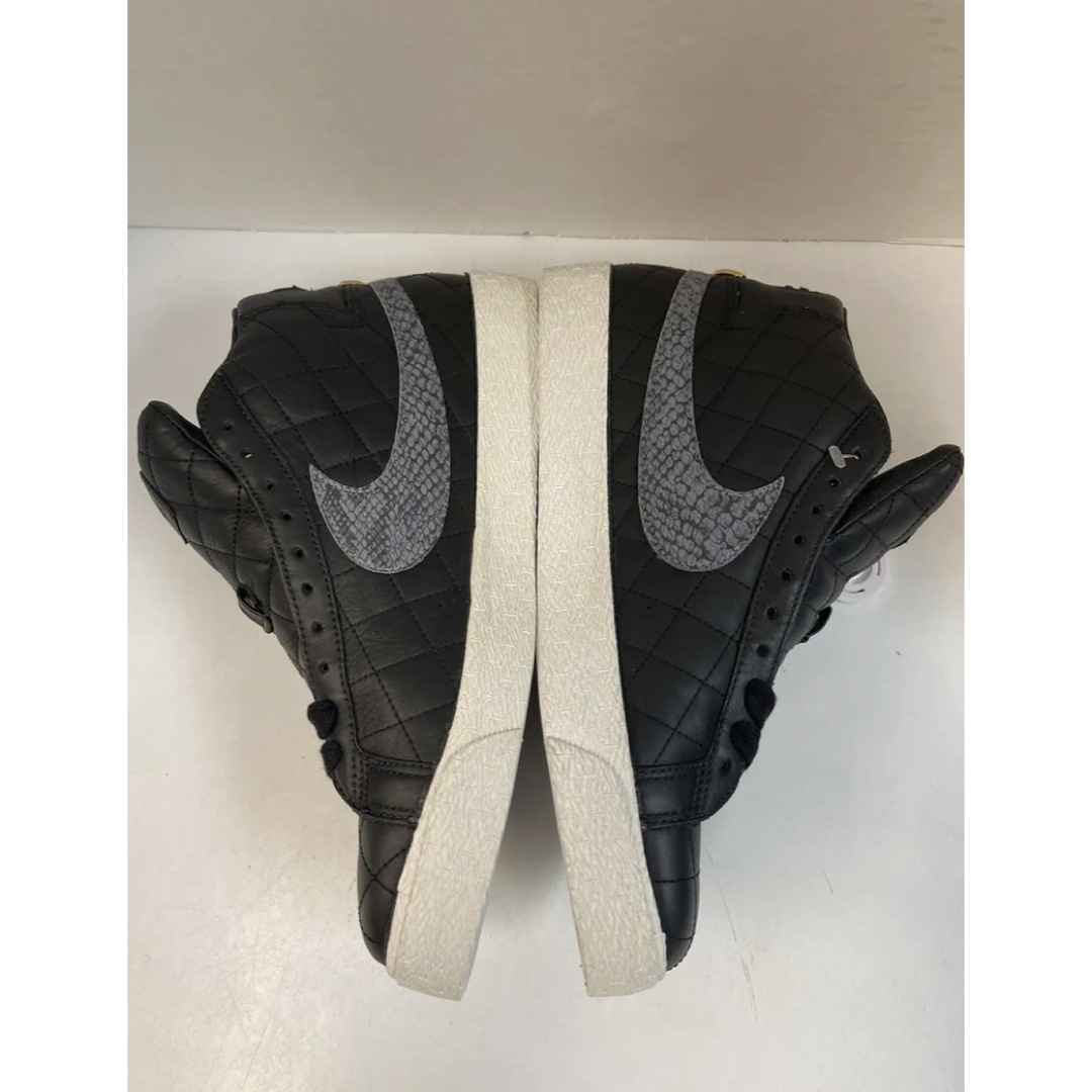 NIKE(ナイキ)のNike SB Supreme x Blazer SB black 2006 メンズの靴/シューズ(スニーカー)の商品写真