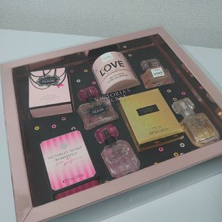 新品未使用、ヴィクトリアシークレット　TEASE ギフトBOXセット