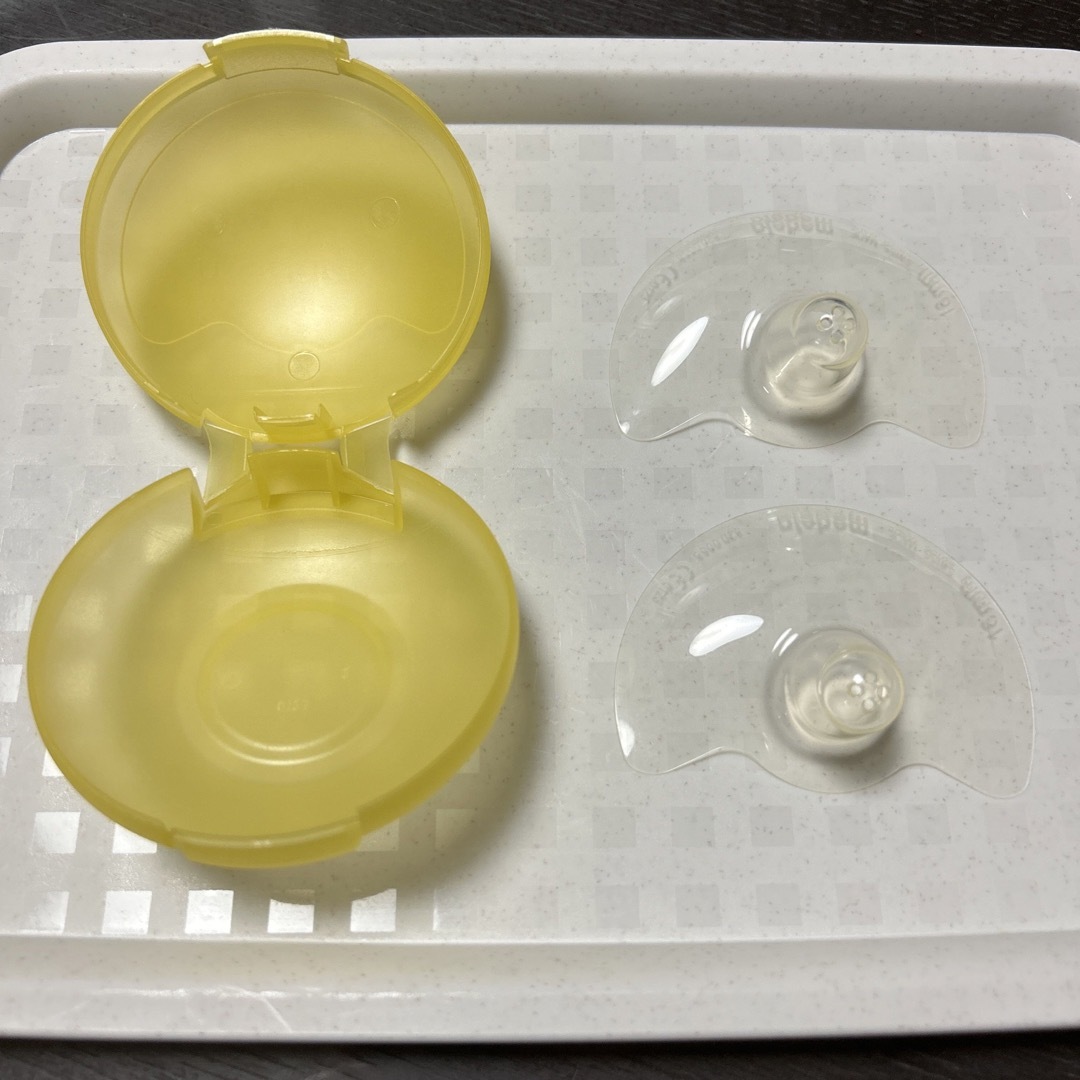 medela(メデラ)のmedela 乳頭保護器　ニップルシールド キッズ/ベビー/マタニティの授乳/お食事用品(その他)の商品写真