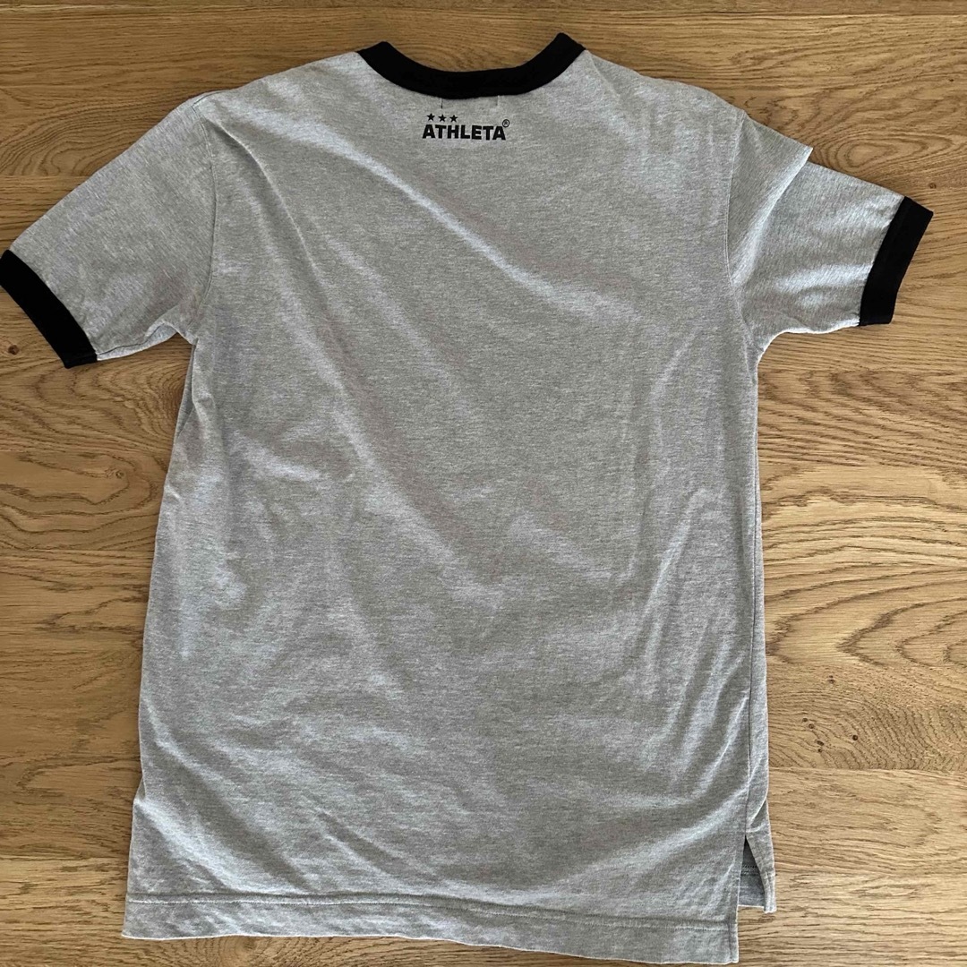 ATHLETA(アスレタ)のATHLETA Tシャツ グレー Mサイズ used メンズのトップス(Tシャツ/カットソー(半袖/袖なし))の商品写真