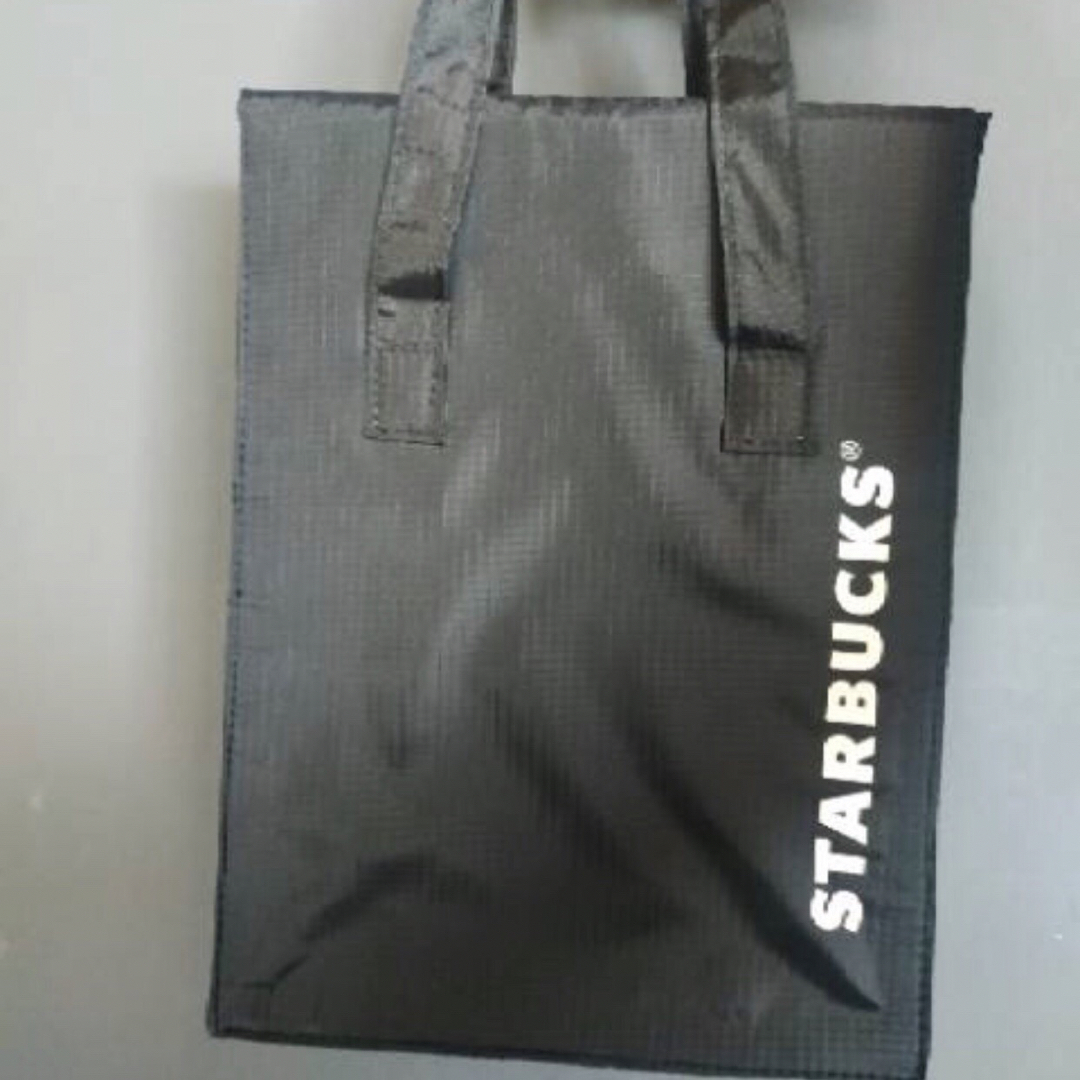 Starbucks(スターバックス)のstarbucks スタバ 保冷バック クーラーバッグ Coolerbag インテリア/住まい/日用品のキッチン/食器(弁当用品)の商品写真