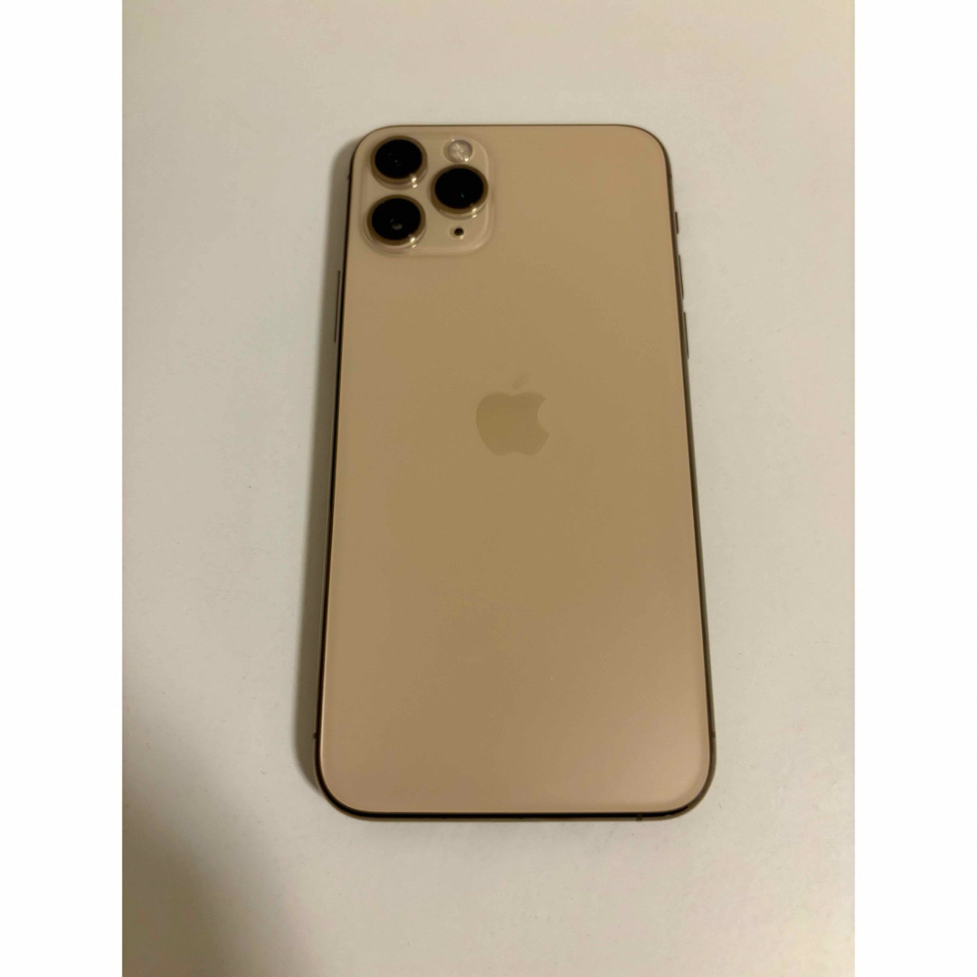 Apple(アップル)の⭐︎お値下げ中⭐︎ iPhone11pro ゴールド 256GB SIMフリー スマホ/家電/カメラのスマートフォン/携帯電話(スマートフォン本体)の商品写真